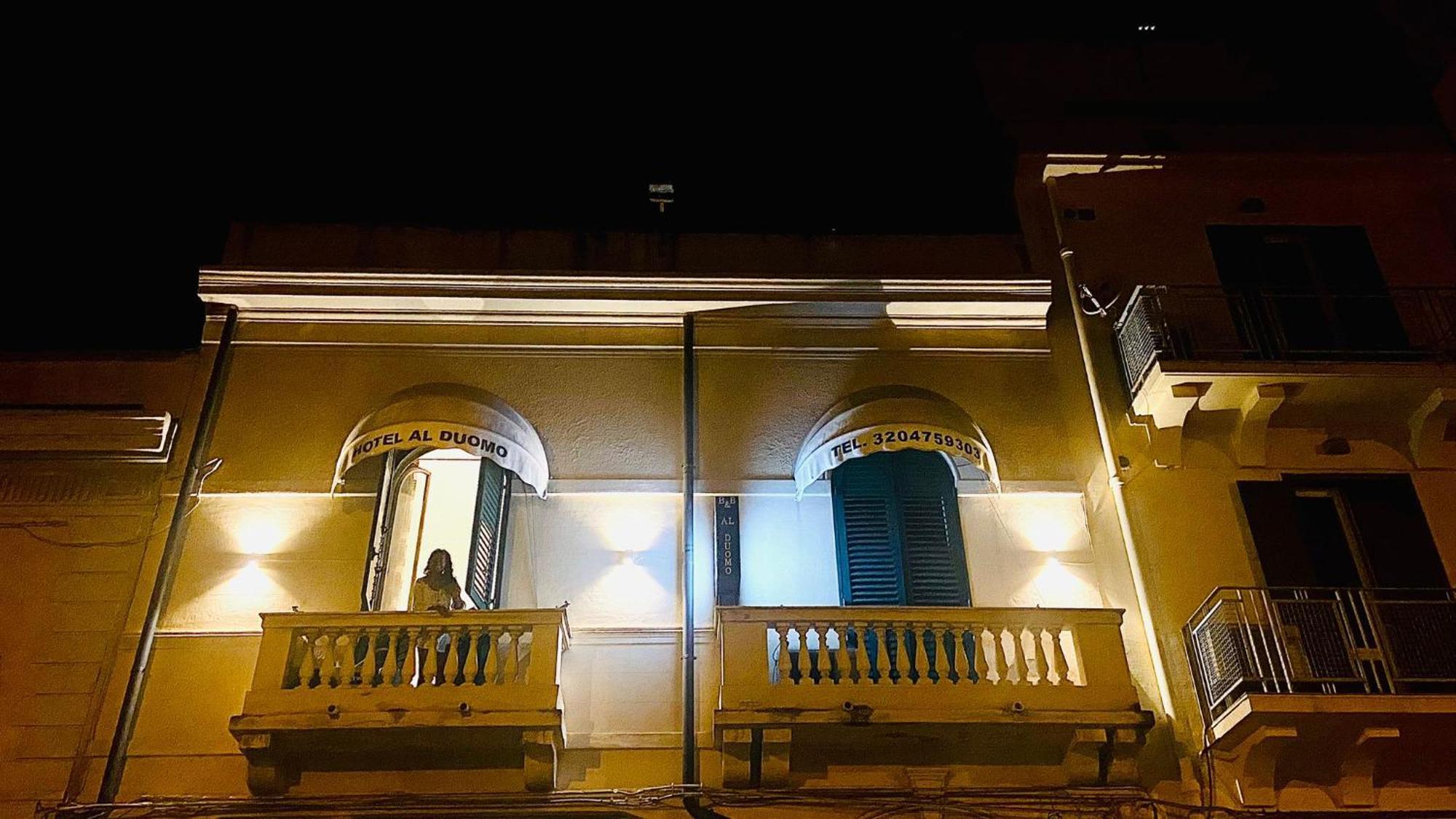 レッジョ・ディ・カラブリア Al Duomo Bed & Breakfast エクステリア 写真