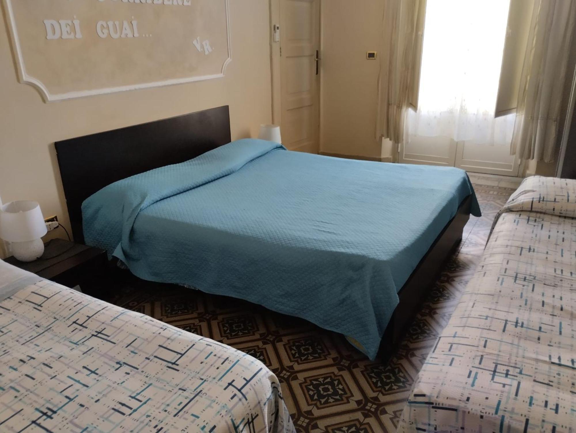 レッジョ・ディ・カラブリア Al Duomo Bed & Breakfast エクステリア 写真