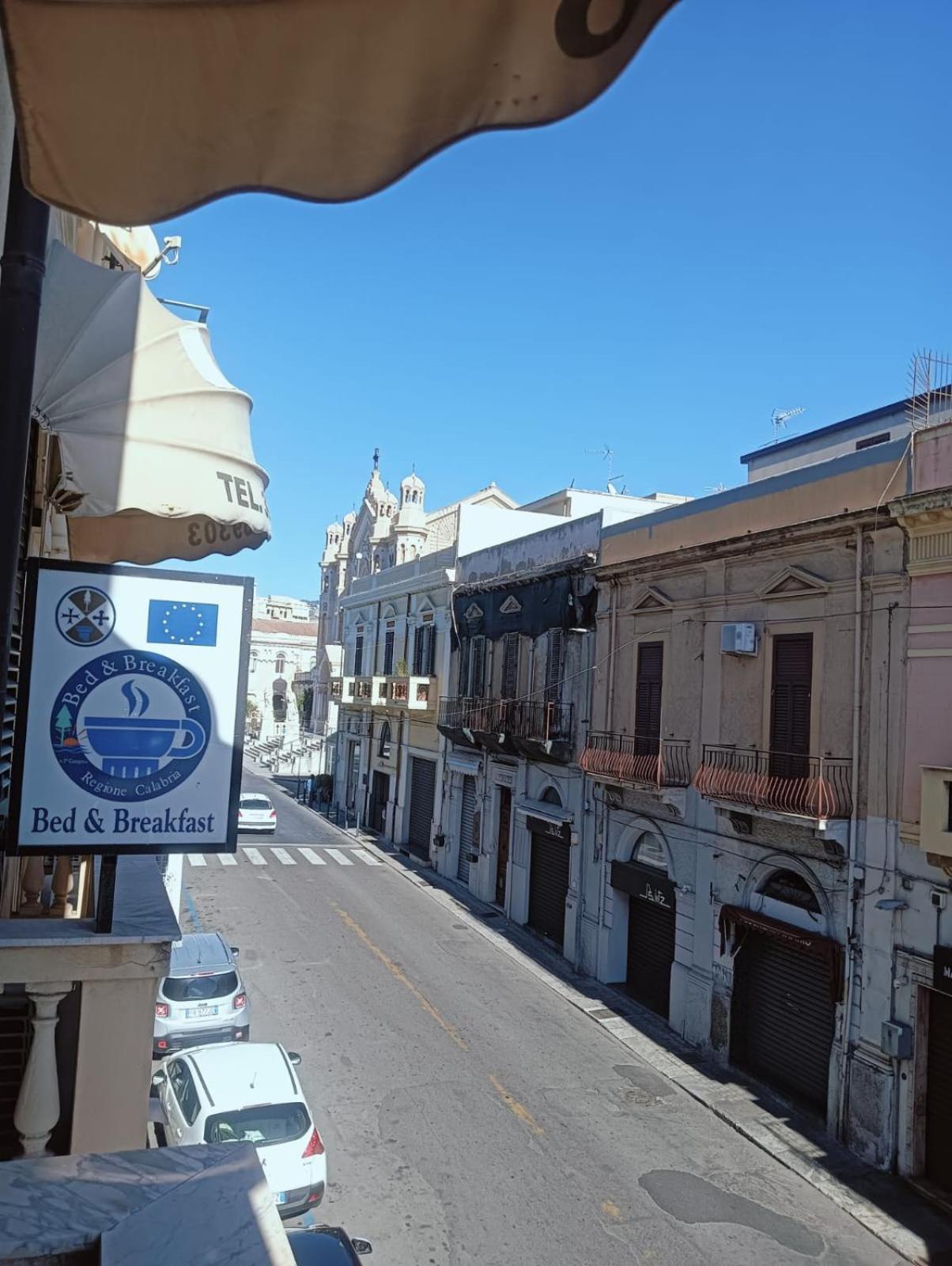 レッジョ・ディ・カラブリア Al Duomo Bed & Breakfast エクステリア 写真