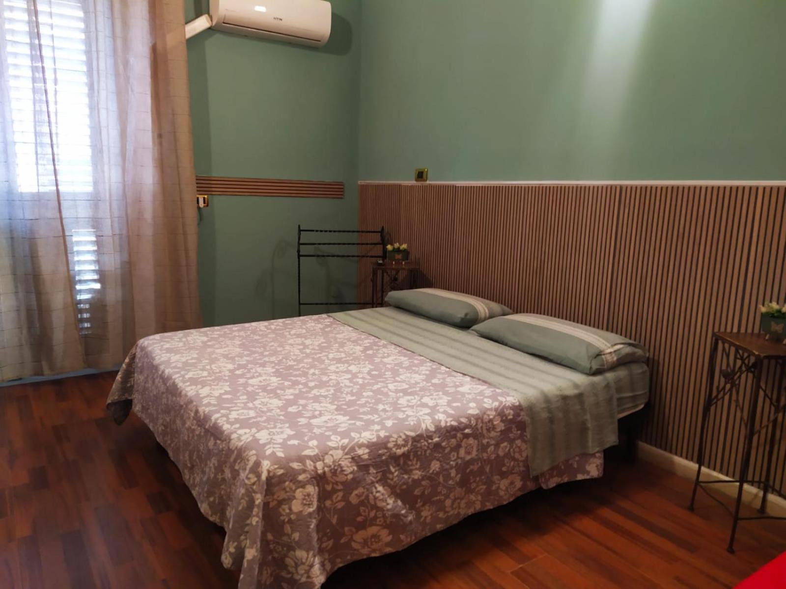 レッジョ・ディ・カラブリア Al Duomo Bed & Breakfast エクステリア 写真